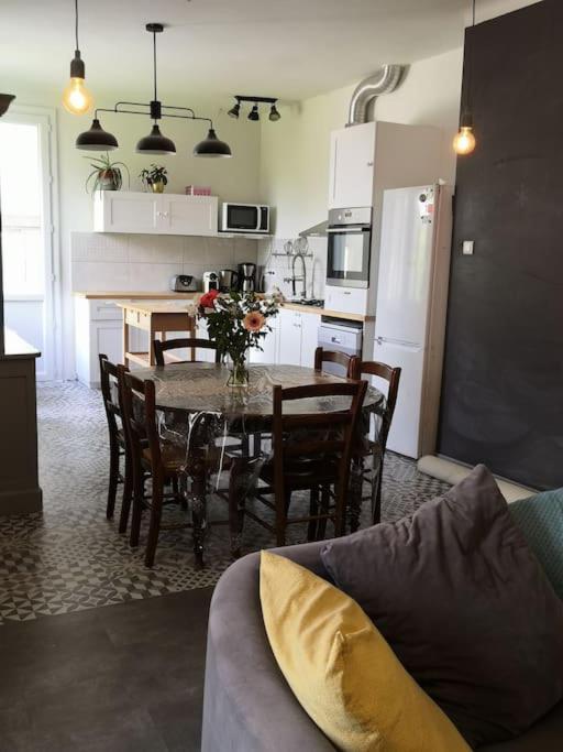Courthézon Maison Avec Piscine Dans Village Provencal. מראה חיצוני תמונה